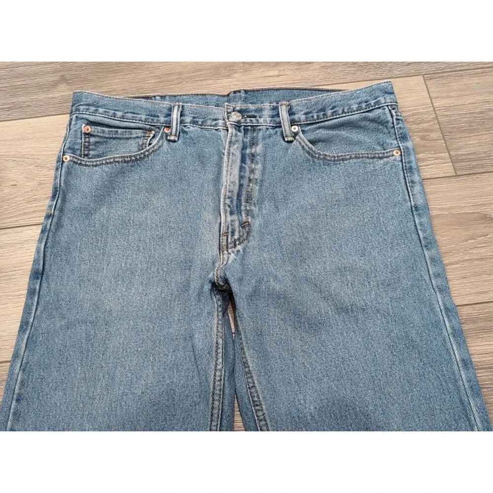 LEVI'S 505 MEN'S JEANS SIZE 36X34 Blue Straight Regular Light Wash EUC